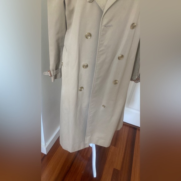 Burberry Trench Coat - Picture 14 of 17